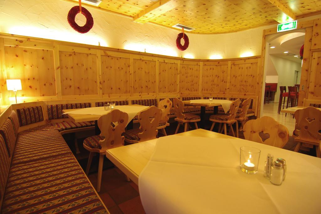 Hotel & Restaurant Christkindlwirt シュタイアー エクステリア 写真