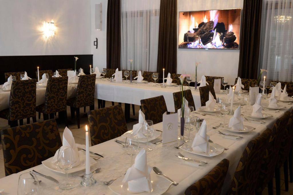 Hotel & Restaurant Christkindlwirt シュタイアー エクステリア 写真